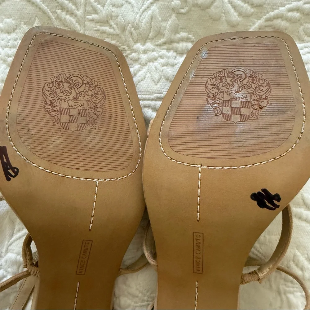 Vince Camuto these vince